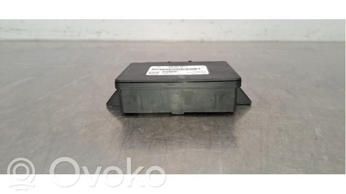 Module de commande de frein à main   95B907801C,95B907801C