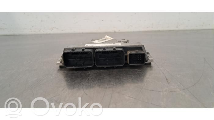 Renault Master III Engine control unit/module 