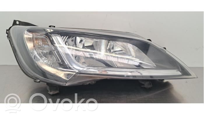 Peugeot Boxer Lampa przednia 