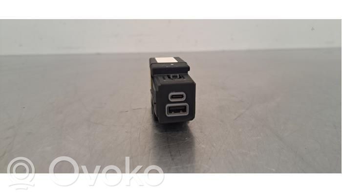 Jeep Compass USB savienotājs 