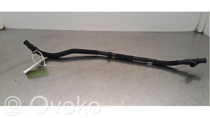 Audi e-tron Engine coolant pipe/hose 