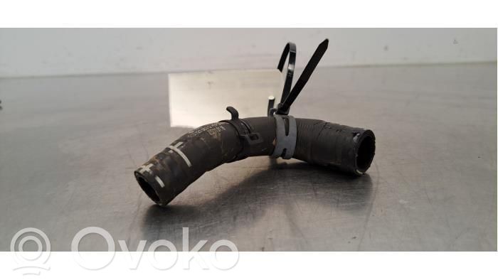 Audi Q3 F3 Conductă/furtun lichid de răcire motor 