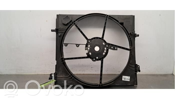 Nissan X-Trail T32 Suport ventilator radiator 