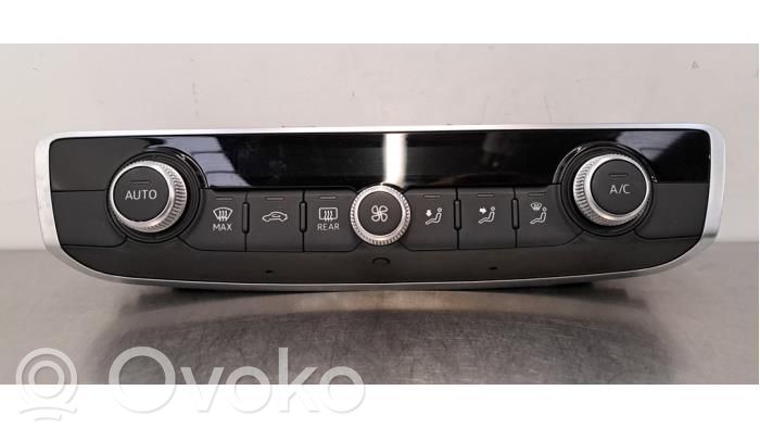 Audi Q3 F3 Climate control unit 