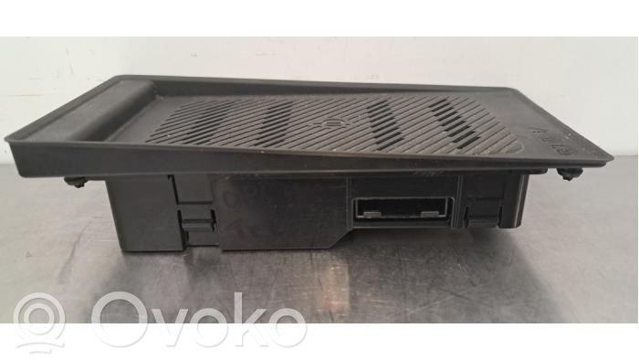 KIA EV6 Modulo di ricarica wireless