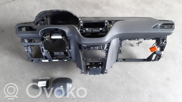 Peugeot 208 I Set planșă bord cu airbag 