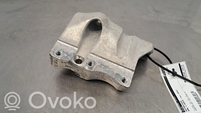 BMW 1 F40 Moottorin kiinnikekorvake 