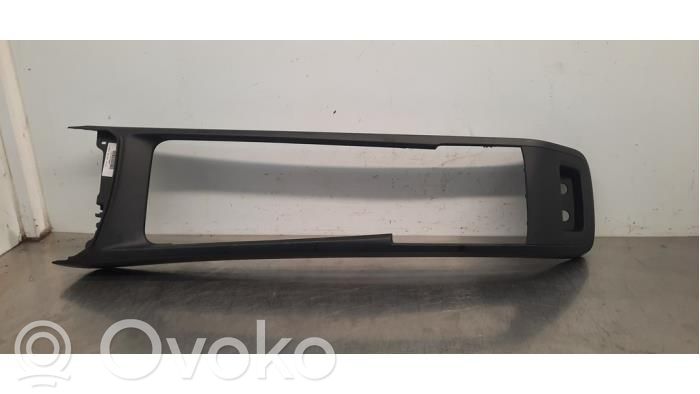 Volvo V60 Consola central 