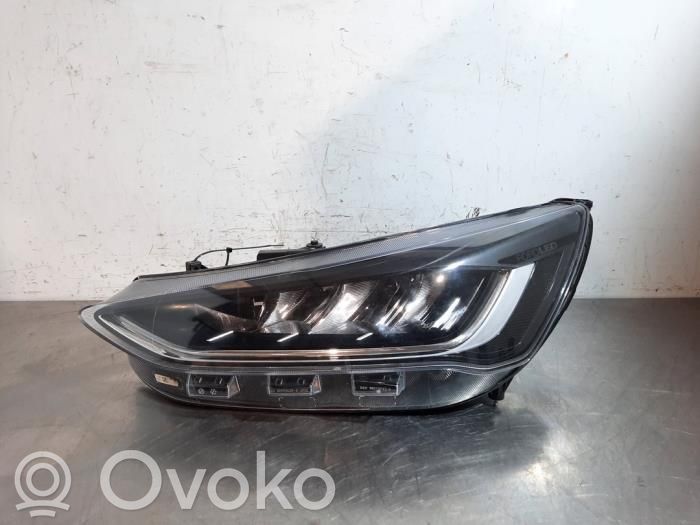 Ford Focus Headlight/headlamp 