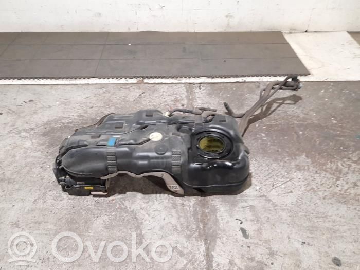 Hyundai Kona I Polttoainesäiliö