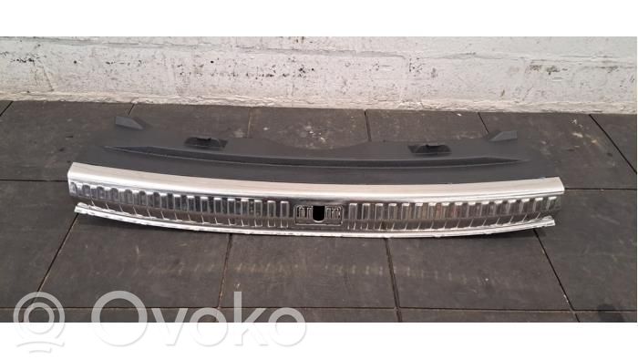 Audi Q3 F3 Protector del borde del maletero/compartimento de carga