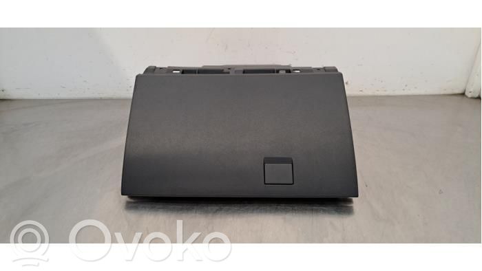 Citroen C4 X Juego guantera 
