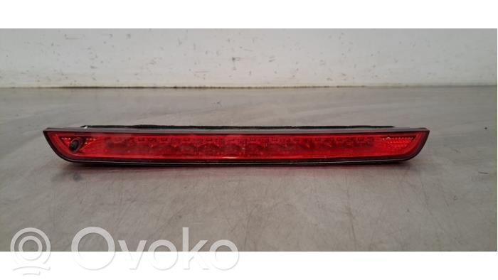 Peugeot 2008 II Luce d’arresto centrale/supplementare 