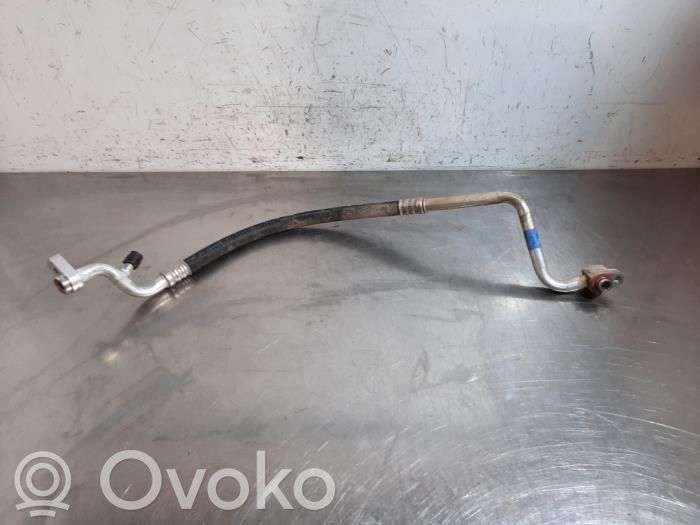 Ford Transit Courier Ilmastointilaitteen putki (A/C) 