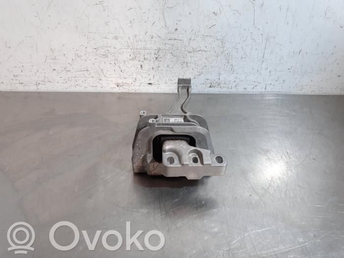 Audi A1 Engine mount bracket 
