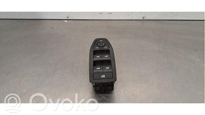 Electric window control switch   5A4B1C7,61315A7CB16,61315A7CB16