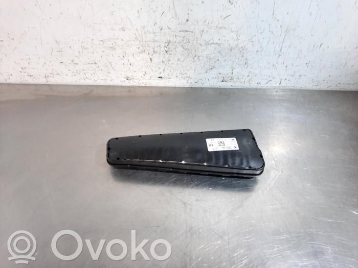 BMW 1 F40 Airbag sedile 