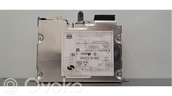 Radio / CD-Player / DVD-Player / Navigation   9834033880
