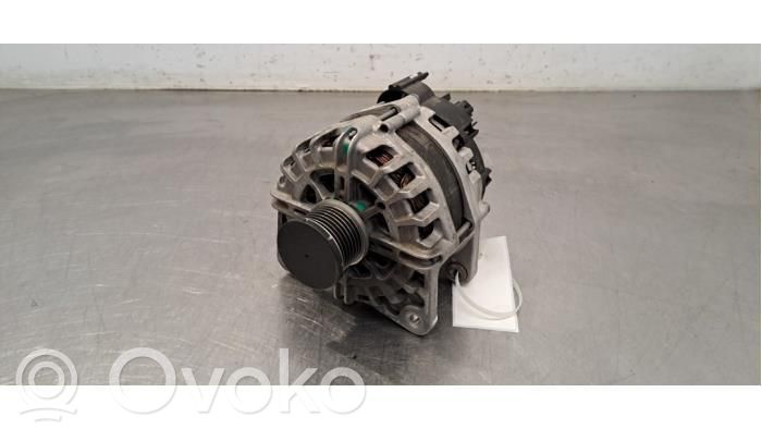 Nissan Micra K14 Alternador 