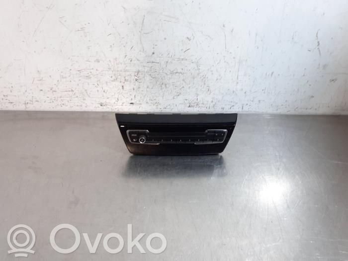 BMW 2 F45 Panel radia 