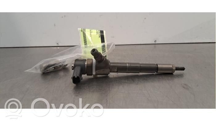 Opel Combo D Inyector de combustible 