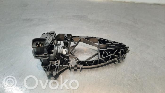 Audi Q8 e-tron Front interior roof grab handle 