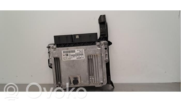 Peugeot 3008 II Engine control unit/module 