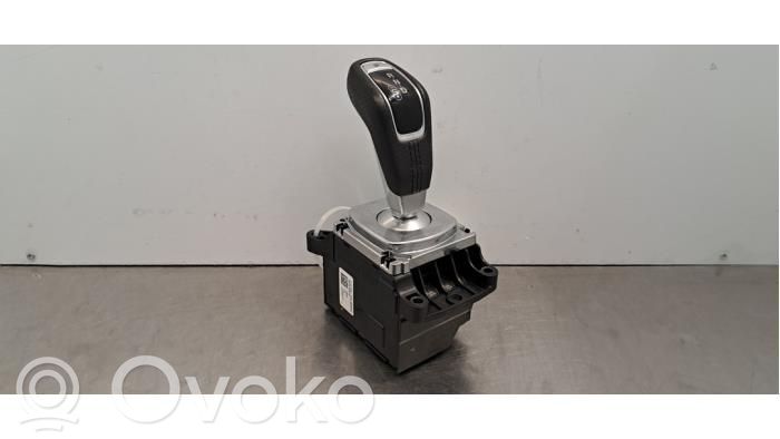 Lewarek zmiany biegów / górny   JK6M7P088AC,JK6M7P088AC8PVJ,LR104317,LR114123