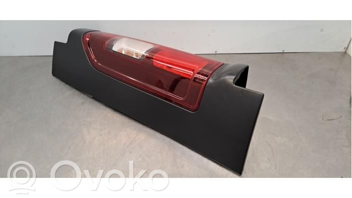 Renault Trafic III (X82) Lampă spate în caroserie 