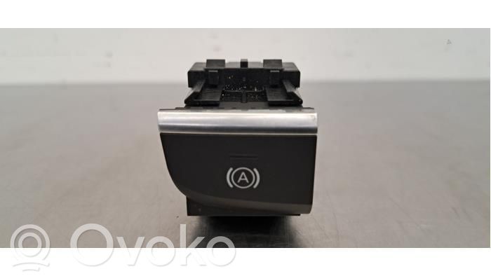 Audi Q2 - Bouton poussoir de démarrage du moteur 