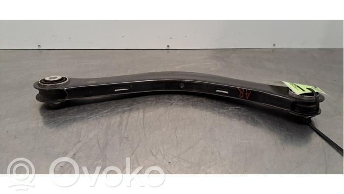 Audi A4 S4 B9 Braccio di controllo sospensione posteriore 