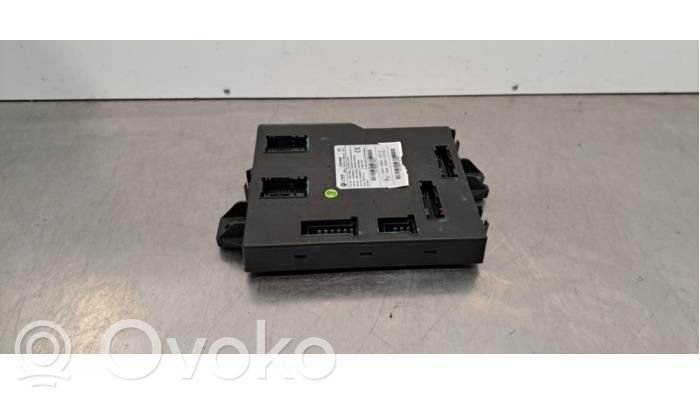 MG ZS Modul de control caroserie central 