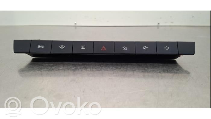 Climate control unit   11062666