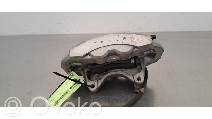 Tesla Model 3 Priekinis suportas 
