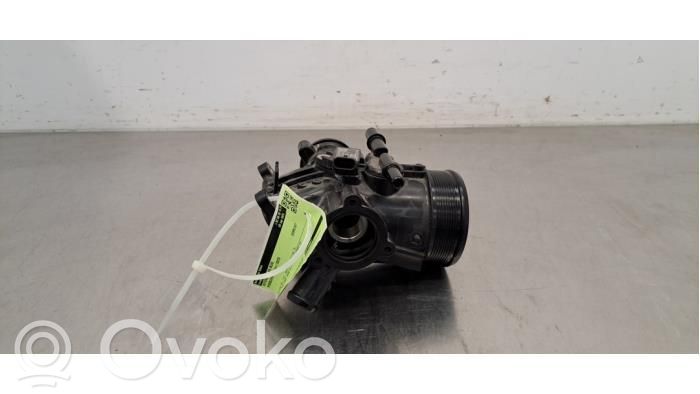 Porsche 911 992 Wąż / Rura intercoolera 