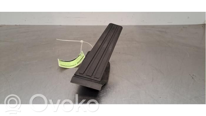 Porsche Taycan 9J1 Kaasupoljin 