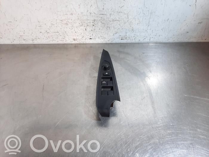 Mazda 2 Electric window control switch 