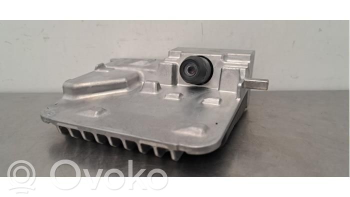 Toyota Yaris XP210 Frontkamera Windschutzscheibe Frontscheibe 