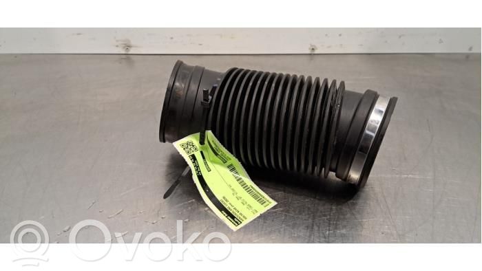 Volvo XC40 Air intake hose/pipe 