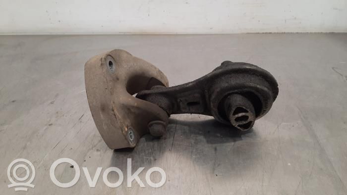 Gearbox mounting bracket   8200675206