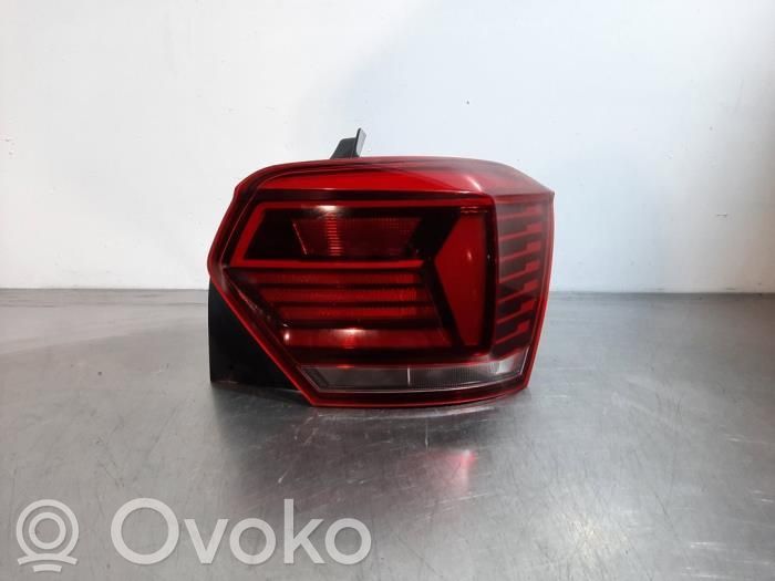 Volkswagen Polo VI Lampă spate în caroserie 