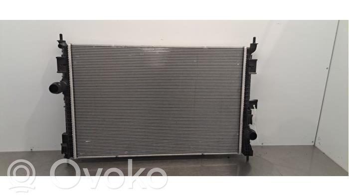 Peugeot 5008 Radiateur de refroidissement