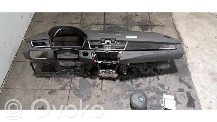 BMW 2 F46 Kit airbag avec panneau 