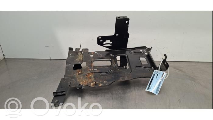 Opel Astra L Podstawa / Obudowa akumulatora 