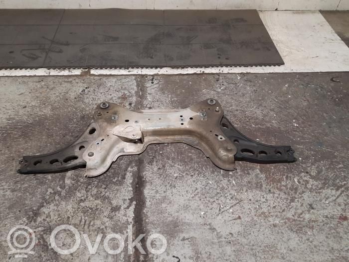 Renault Trafic III (X82) Sottotelaio anteriore 