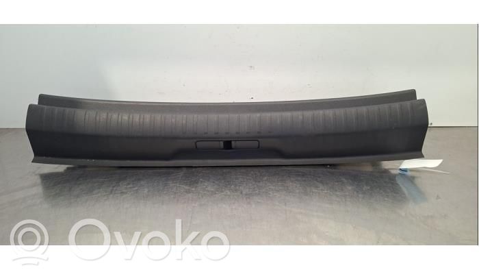 Osłona pasa bagażnika   98402500ZD