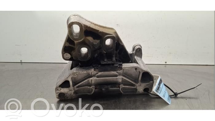 Mercedes-Benz CLA C118 X118 Supporto di montaggio del motore 