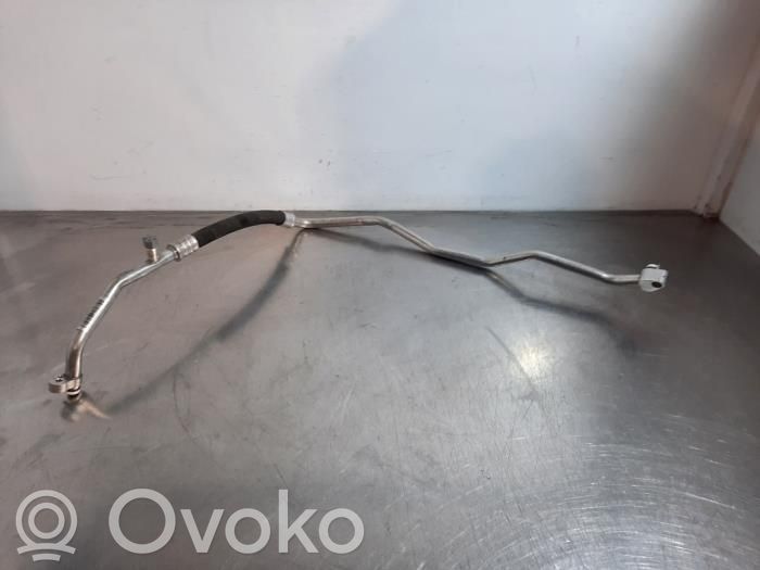 BMW 1 F40 Conductă/furtun aer condiționat (A/C) 