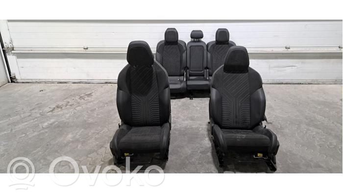 Interior set