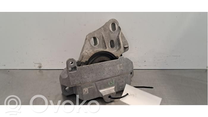 Mercedes-Benz EQA Engine mount bracket 